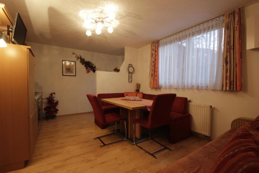 Appart Gfall Ried im Oberinntal Zimmer foto